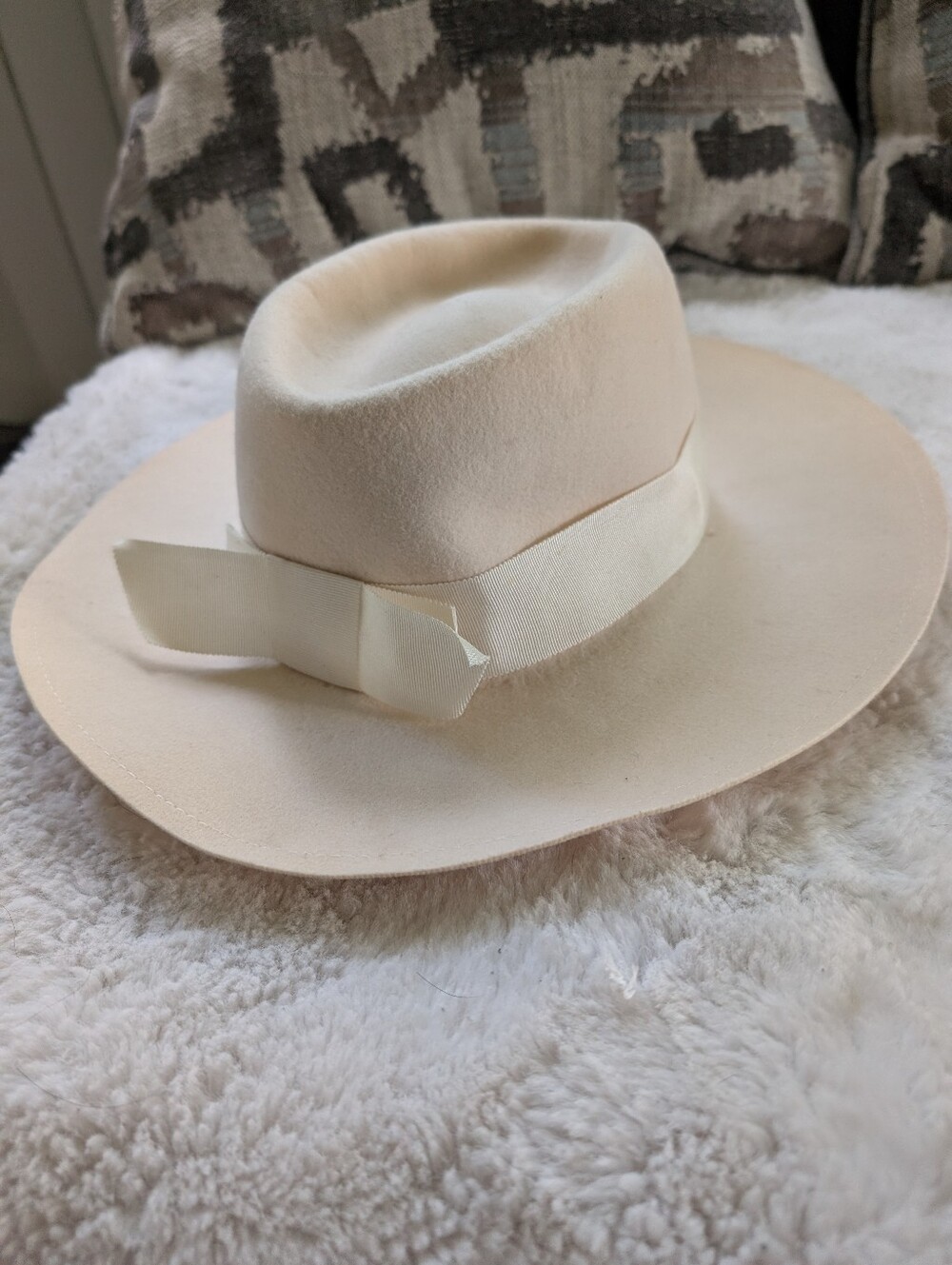 Vintage Shumi Cream Women's Wide Brim Fedora Hat With Bow